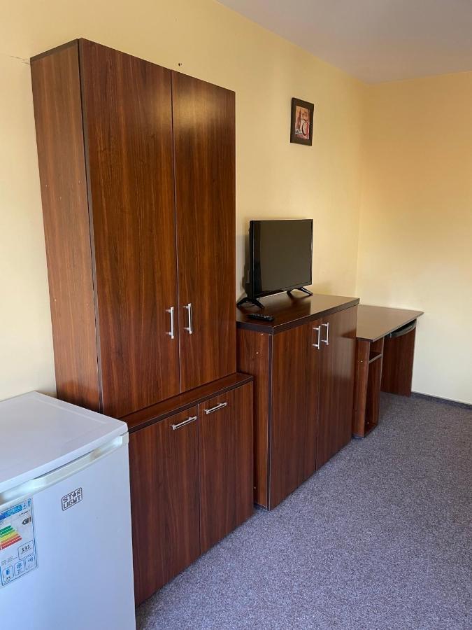 La O Barfa Apartment Ploiesti Bagian luar foto