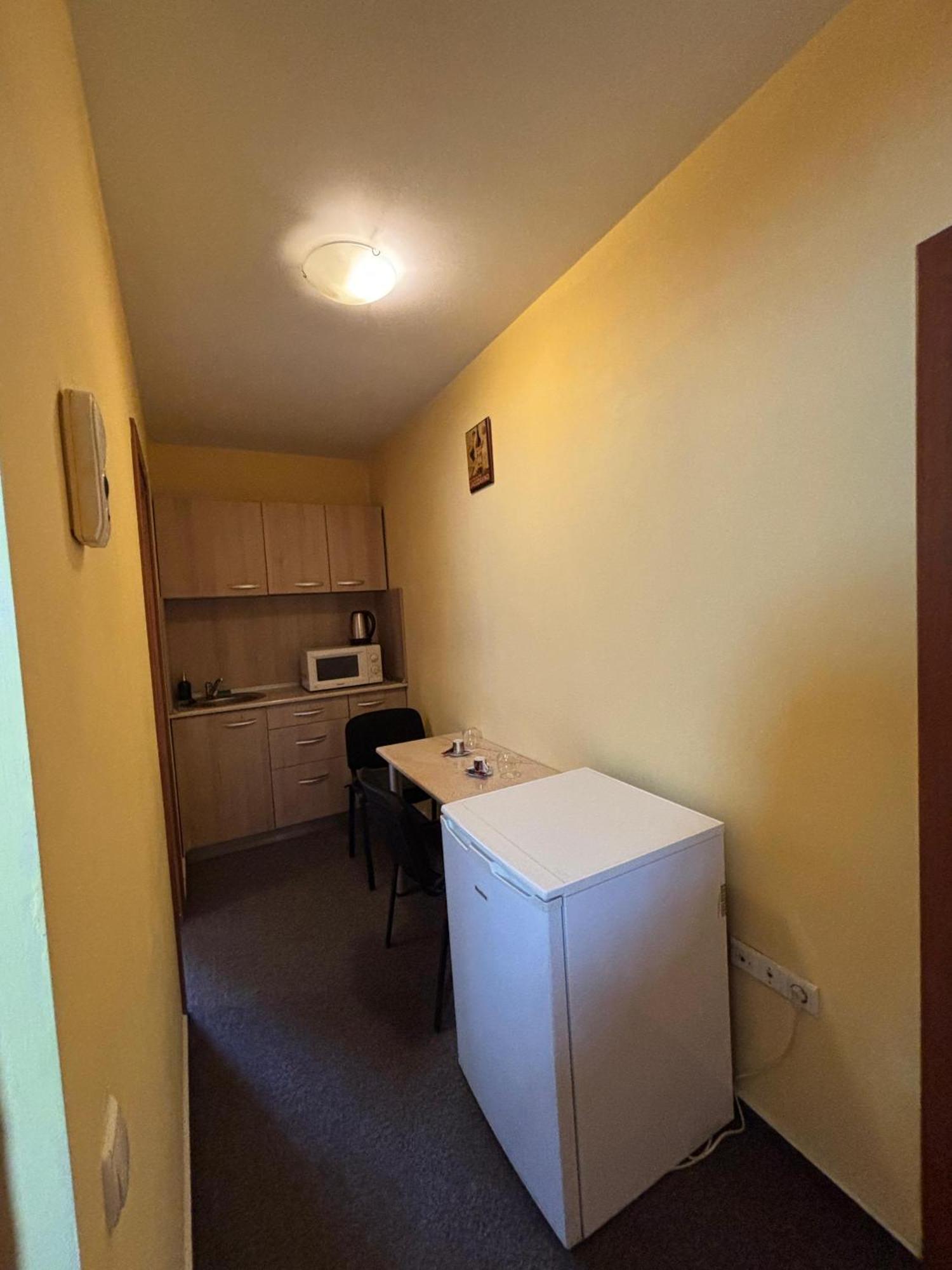 La O Barfa Apartment Ploiesti Bagian luar foto